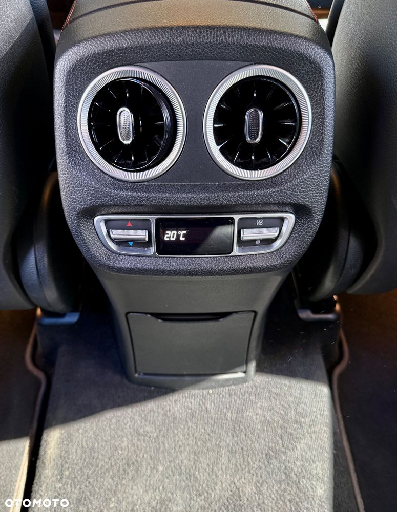 Mercedes-Benz Klasa G 400 d - 22