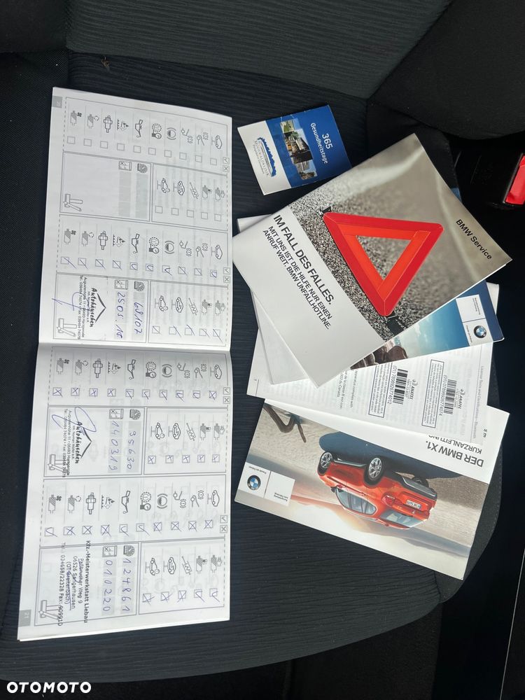 BMW X1 sDrive16d - 16