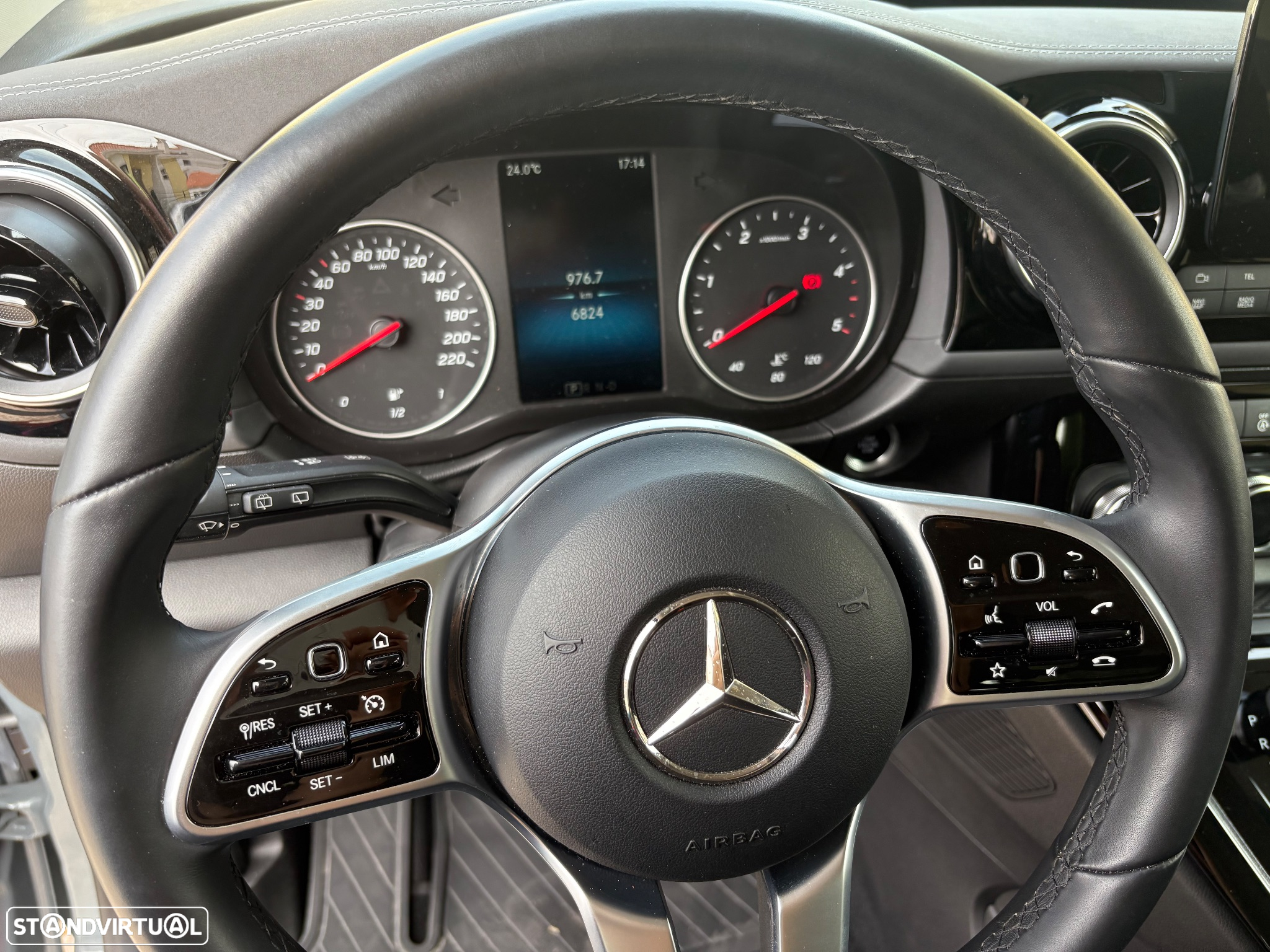 Mercedes-Benz T 180 - 17