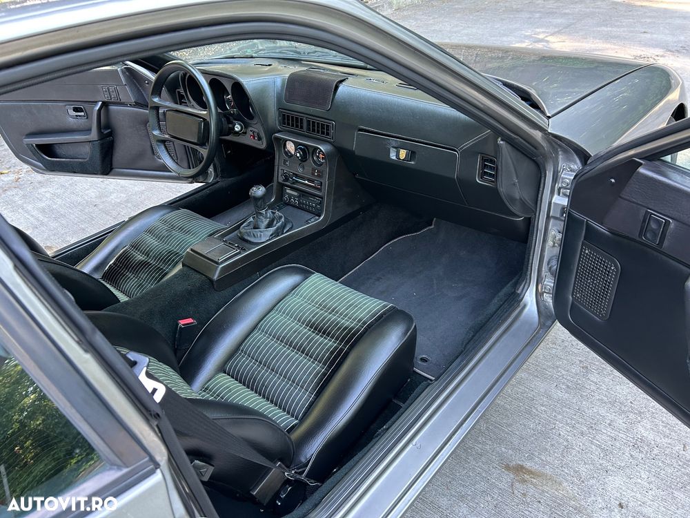 Porsche 924 - 15