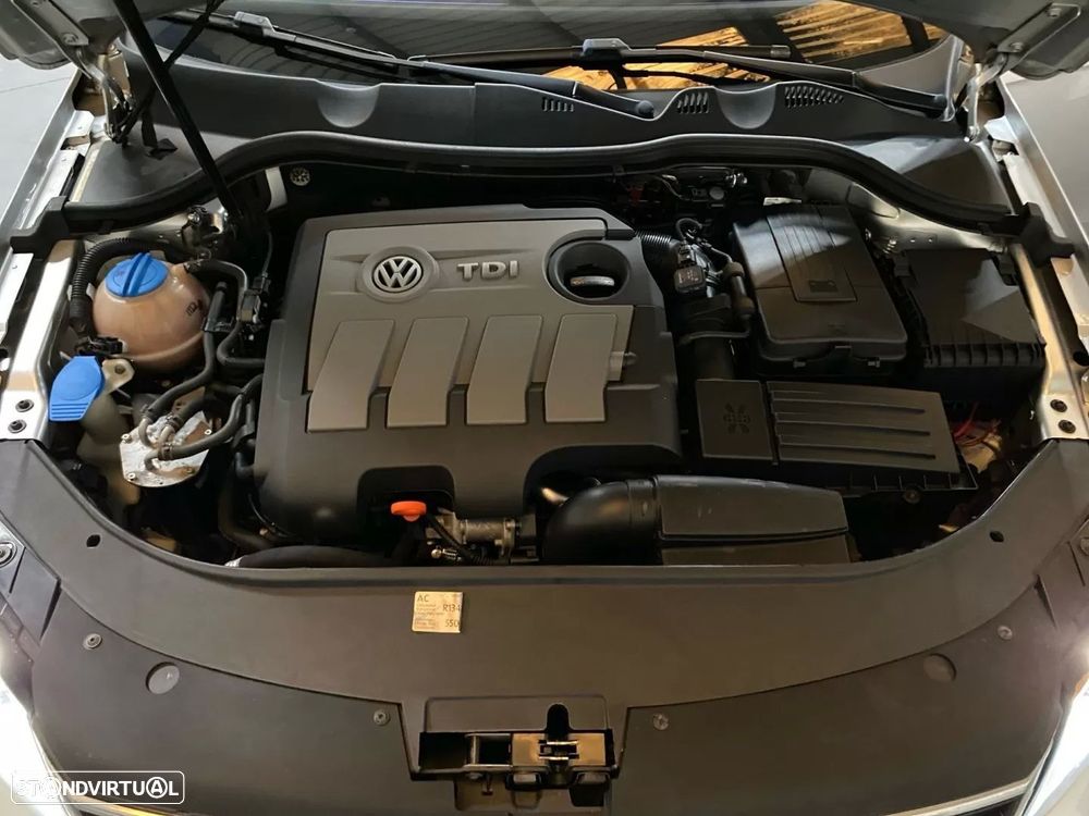 VW Passat Variant 1.6 TDI BlueMotion Comfortline - 20