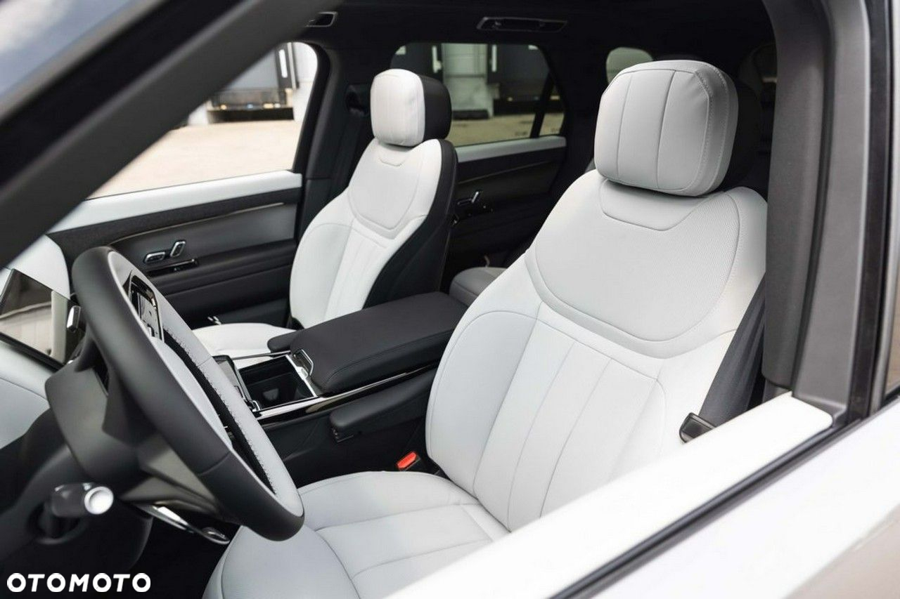 Land Rover Range Rover Sport - 18