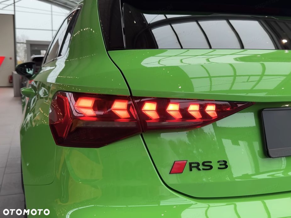 Audi RS3 Sportback TFSI Quattro S tronic - 16