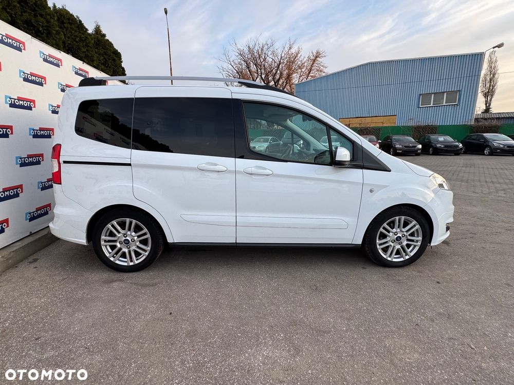 Ford Tourneo Courier 1.0 EcoBoost S&S Titanium - 7