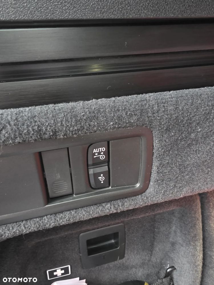 BMW X5 M Competition - 21