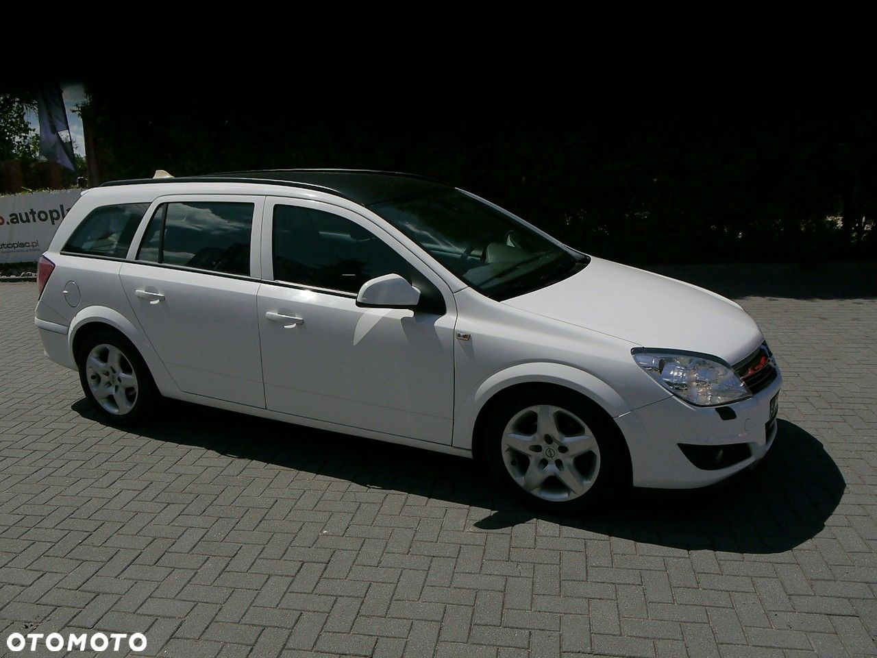 Opel Astra 1.6 Caravan Sport - 11