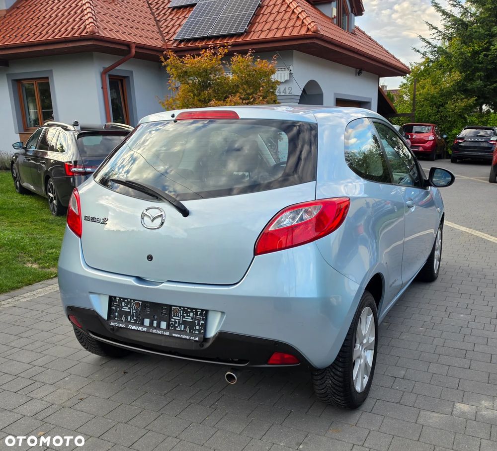 Mazda 2 - 15