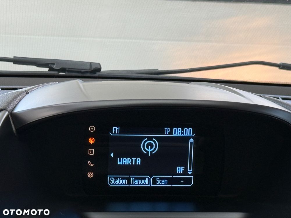 Ford Kuga 1.6 EcoBoost 2x4 Titanium - 21