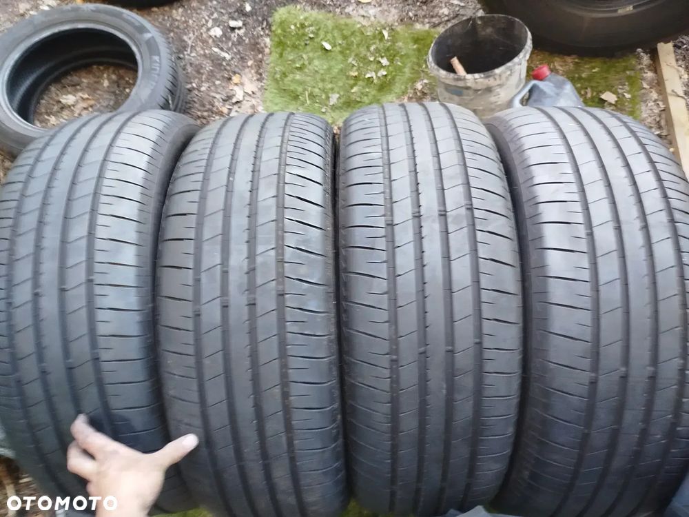 235/50R20 100W Bridgestone Allenza Homologacja Mazda 4x99% bieznika. Demontaż z nowego CX60 - 1