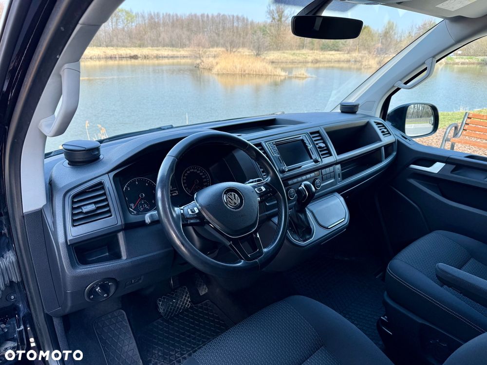Volkswagen Multivan 2.0 TDI L1 Comfortline DSG - 12