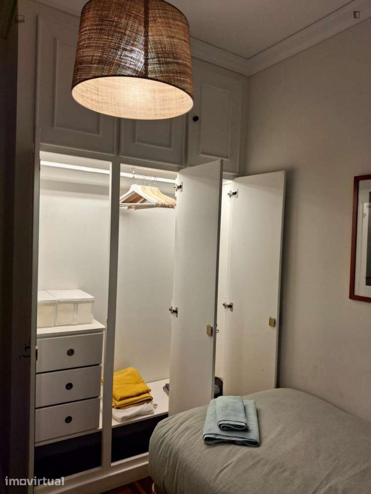 Quarto - localizado em Entrecampos Lisbon - Grande imagem: 3/20