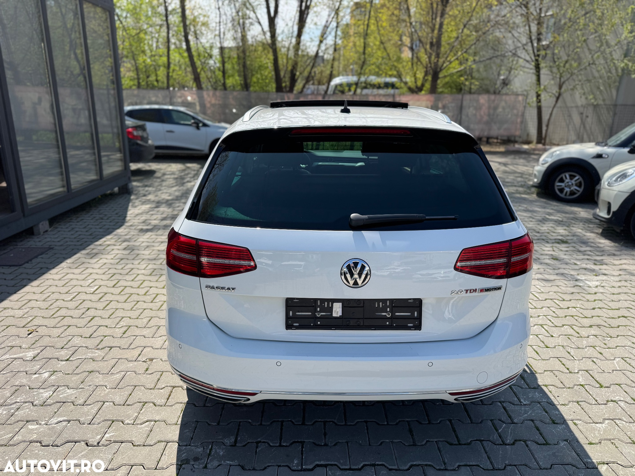 Volkswagen Passat Variant 2.0 BiTDI 4Mot DSG Highline - 5