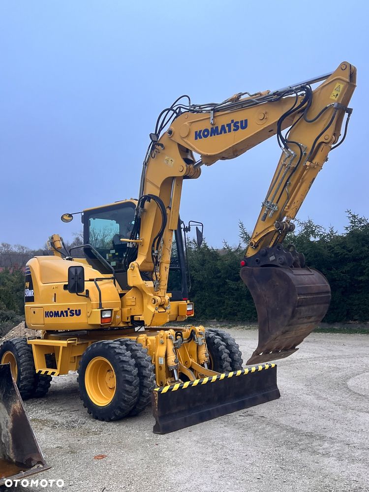 Komatsu 4x4x4 ramię łamane Koparka kołowa KOMATSU  PW98MR-8 10ton 4x4x4 ośki skrętne Ramię 3x łamane BEZ DPF i ADBLUE 4 cyl dodatkowe wyjścia hydr Pług Podpory 2012 szybka zwinna Prosto z importu 1 właściciel Cat TEREX Liebherr Wacker Pw 98 Mr 8 11 - 2