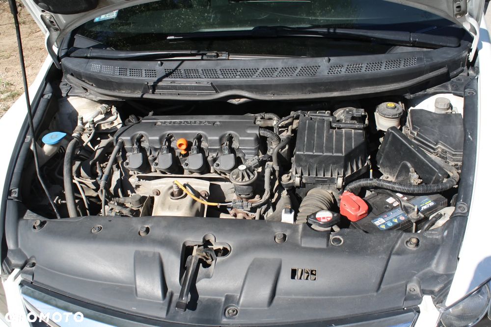 Honda Civic 1.8 Executive - 25