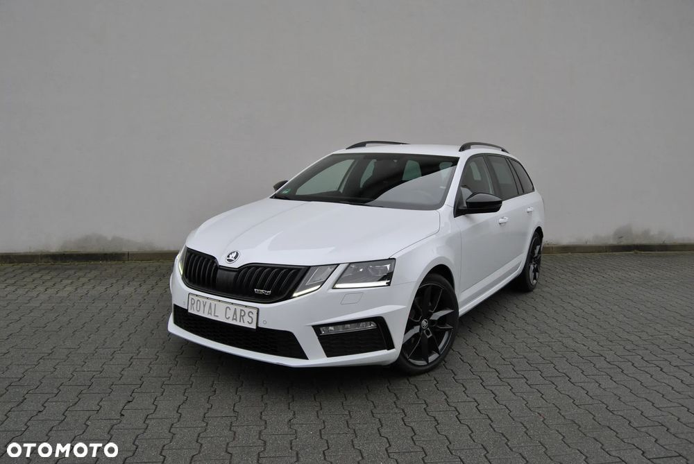 Skoda Octavia Combi 2.0 TDI DSG RS - 1