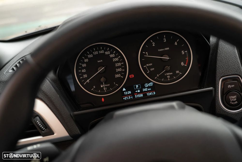 BMW 220 d Cabrio Auto - 22