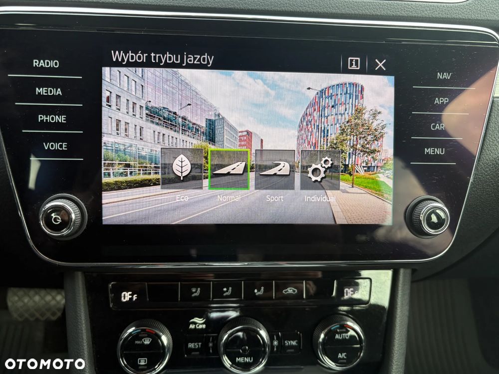 Skoda Superb 1.4 TSI Plug-In Hybrid Ambition DSG - 16