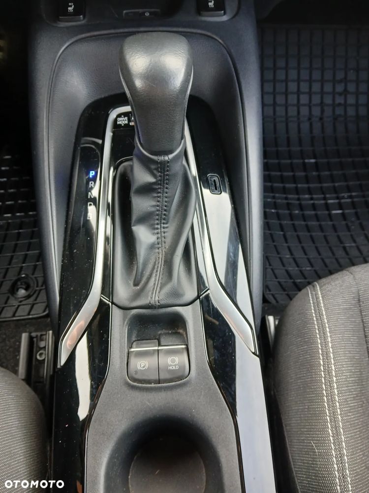 Toyota Corolla 1.8 Hybrid Comfort - 9