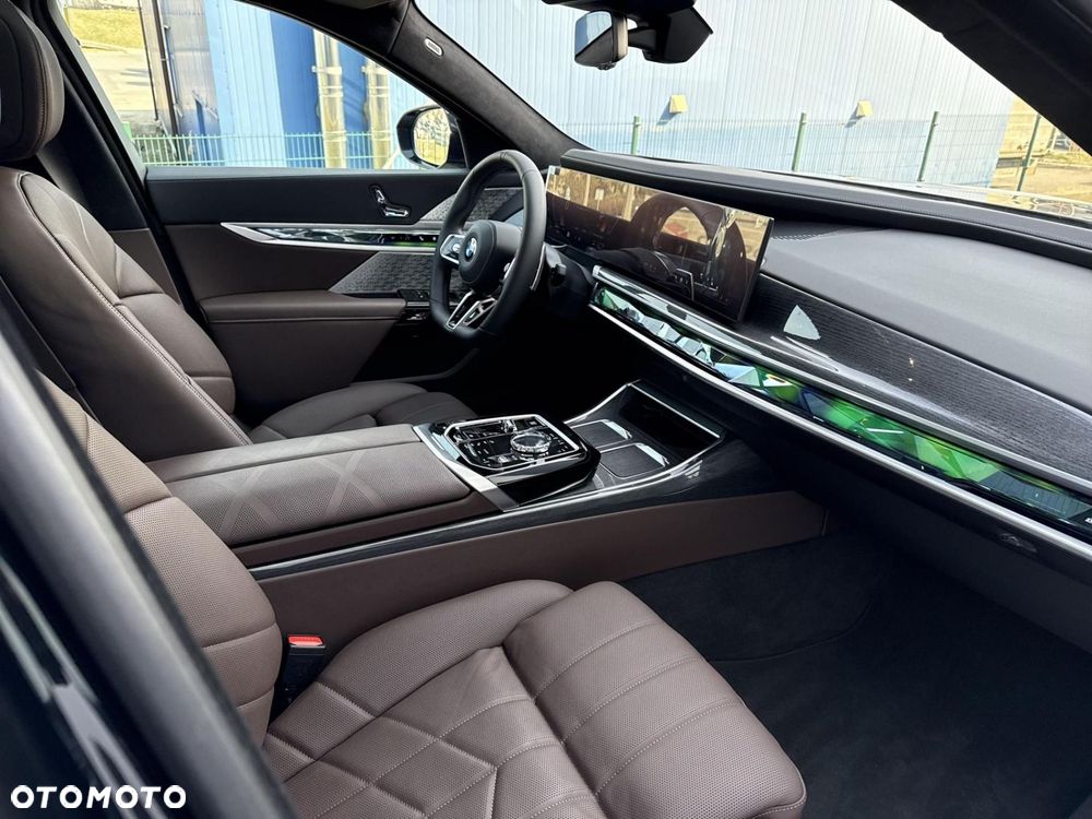 BMW Seria 7 - 7