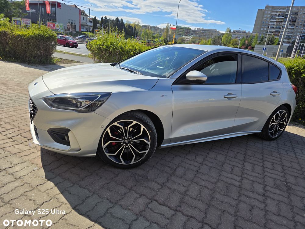 Ford Focus 1.5 EcoBoost ST-Line ASS - 32