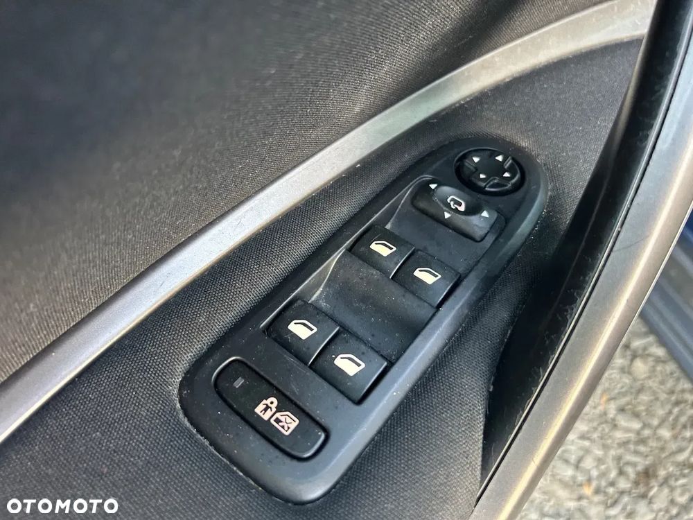 Citroën C5 2.0 16V Confort - 23