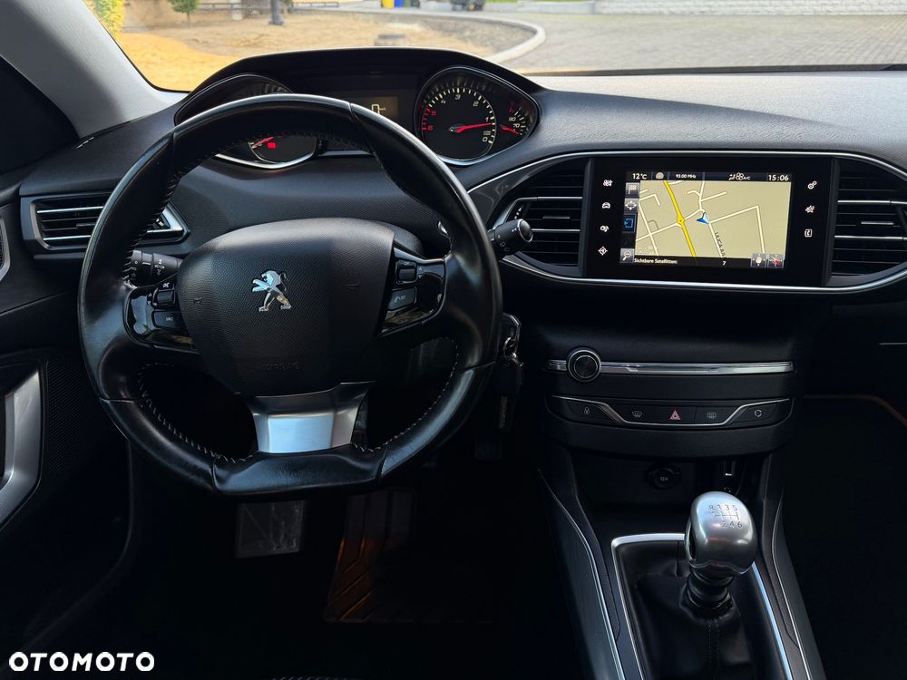 Peugeot 308 BlueHDi 120 Stop & Start Business-Line - 27