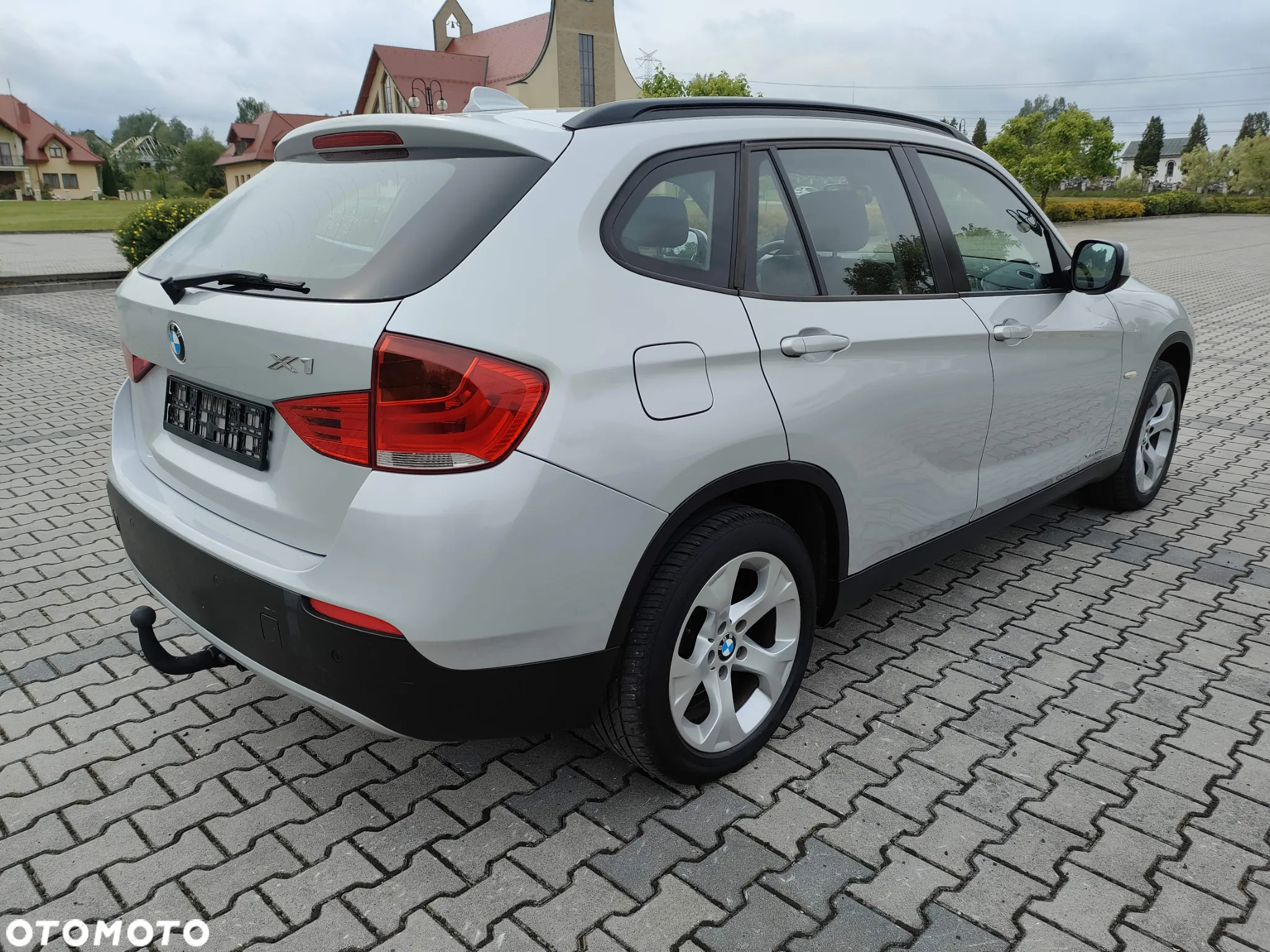 BMW X1 xDrive18d xLine - 9