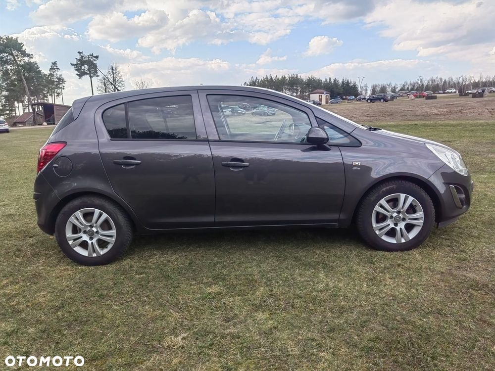 Opel Corsa 1.4 16V Satellite - 7