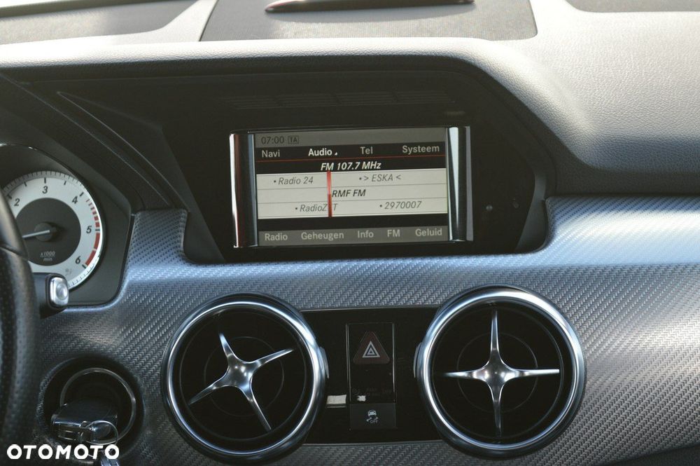 Mercedes-Benz GLK 220 CDI 4Matic (BlueEFFICIENCY) 7G-TRONIC - 21