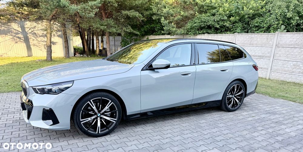 BMW Seria 5 540d xDrive mHEV M Sport - 8