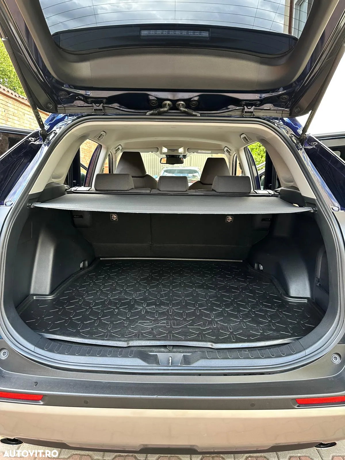 Toyota RAV4 2.5 Hybrid VVT-iE 4x4 Dynamic - 16