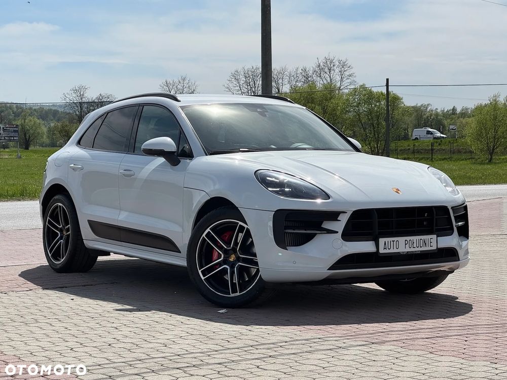 Porsche Macan - 1