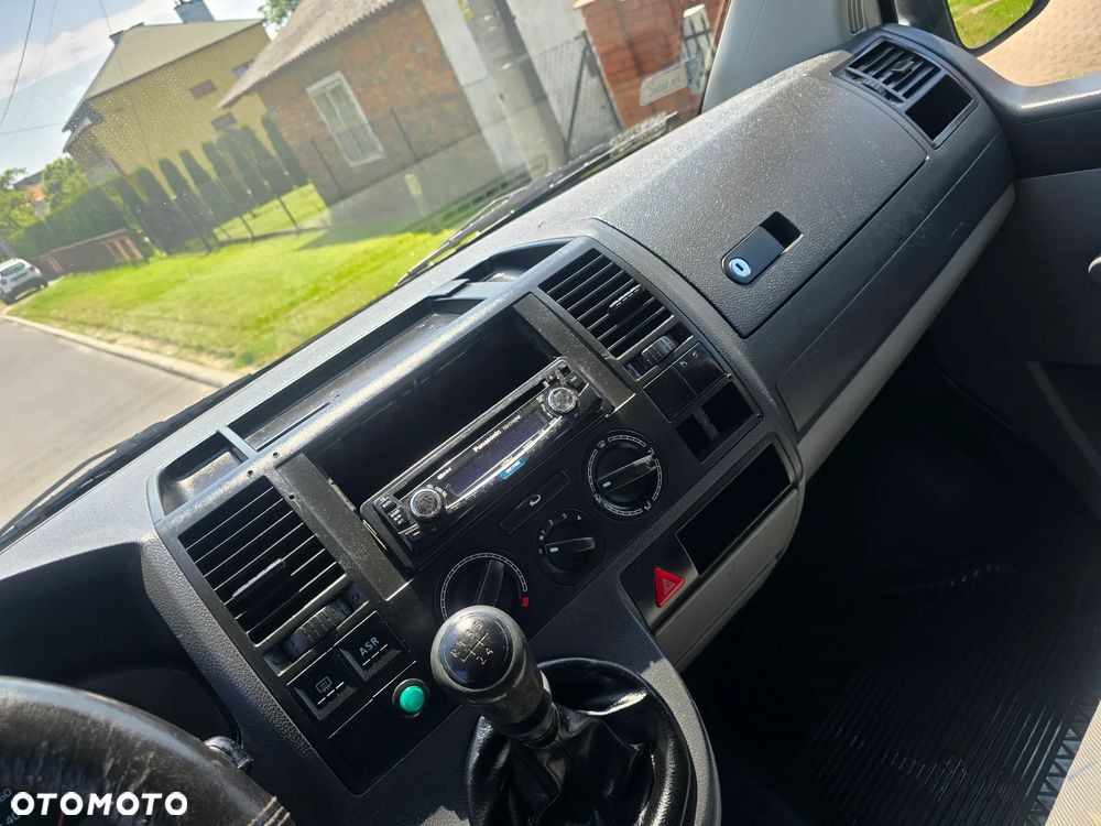 Volkswagen Transporter - 12