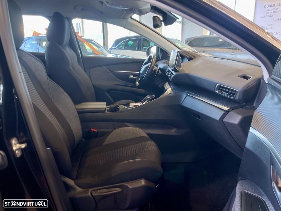 Peugeot 3008 PureTech 130 Stop & Start GPF EAT8 Active Business-Pack - 28