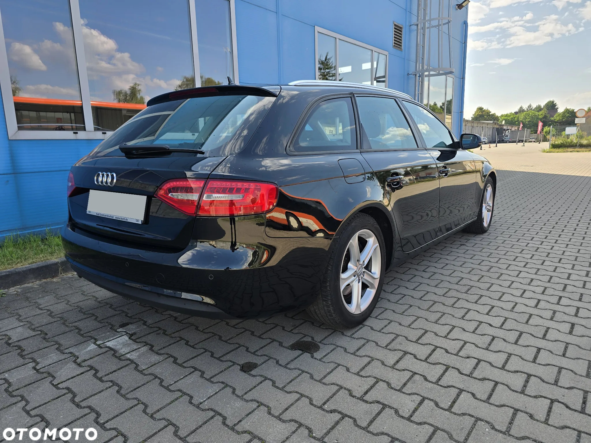 Audi A4 Avant 2.0 TDI DPF S line Sportpaket - 2