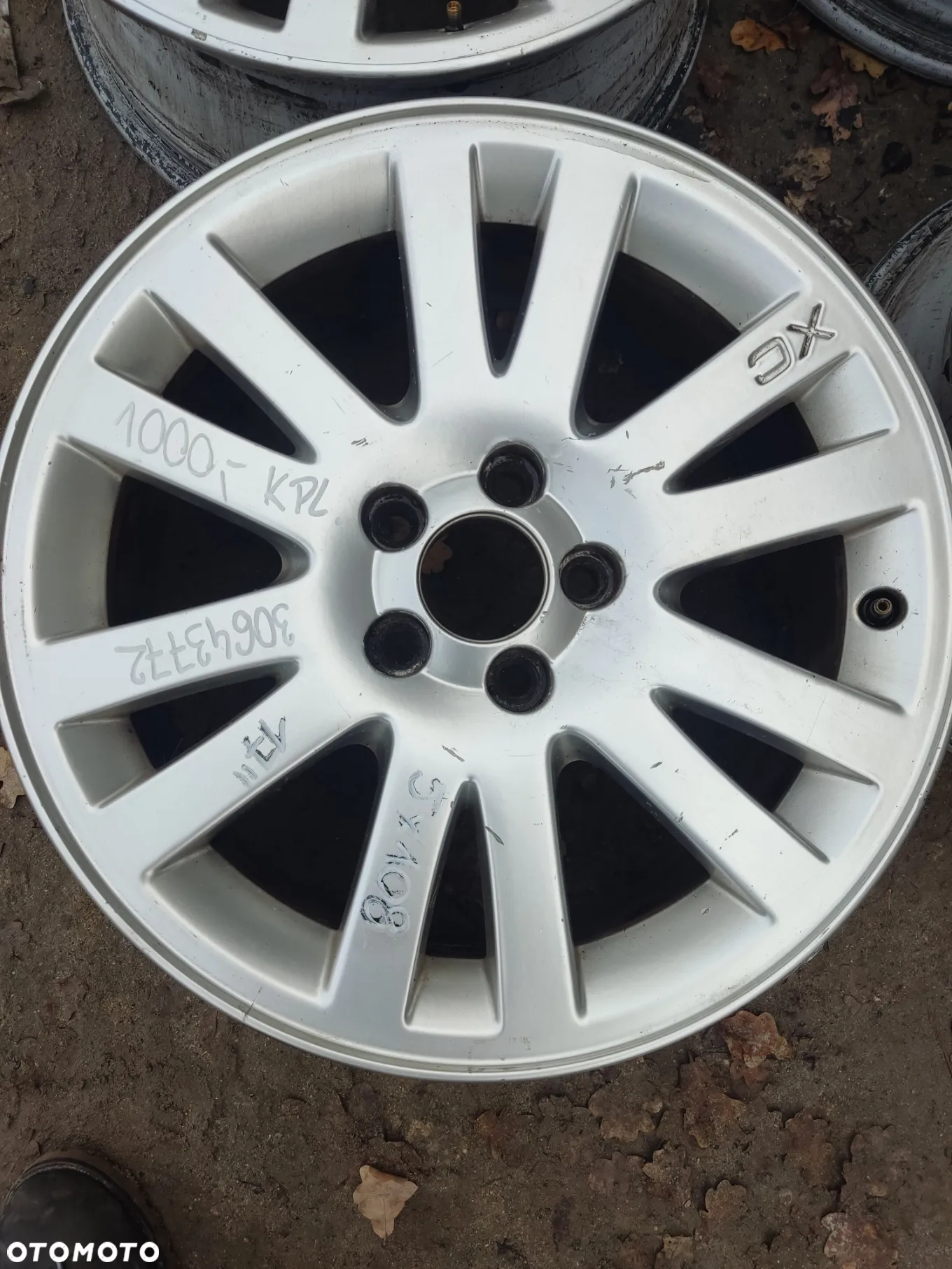 Felgi aluminiowe Volvo 17 cali 5x108 30643772 - 6
