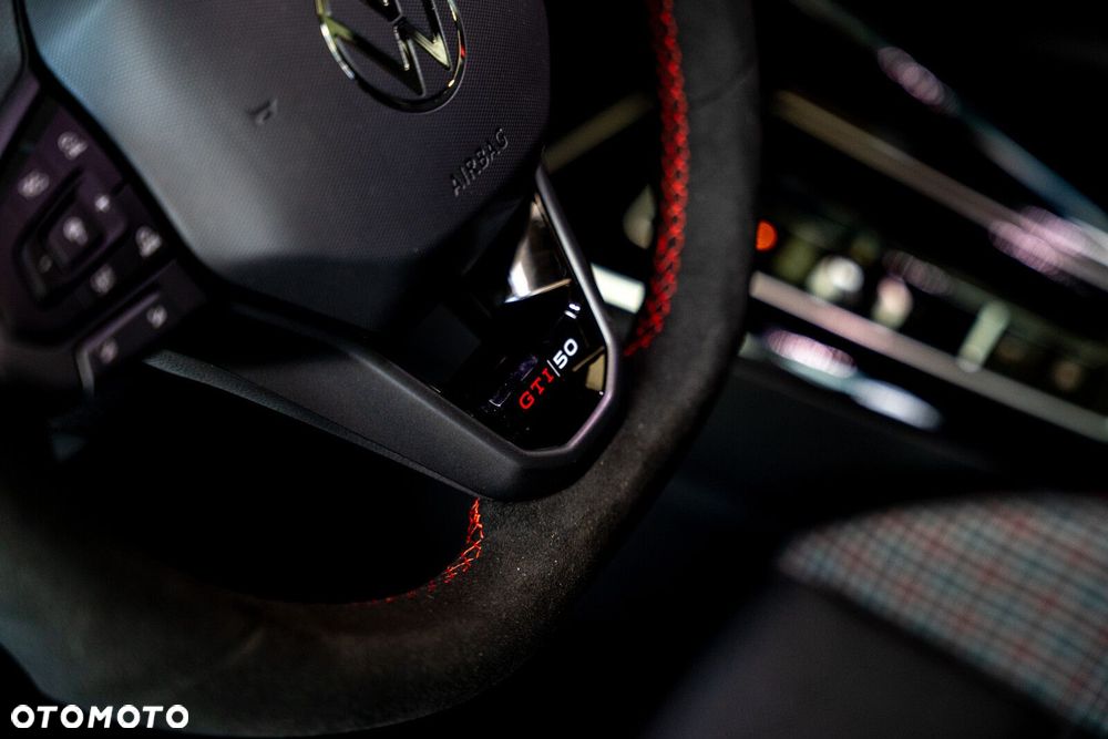 Volkswagen Golf 2.0 TSI GTI Edition 50 DSG - 21