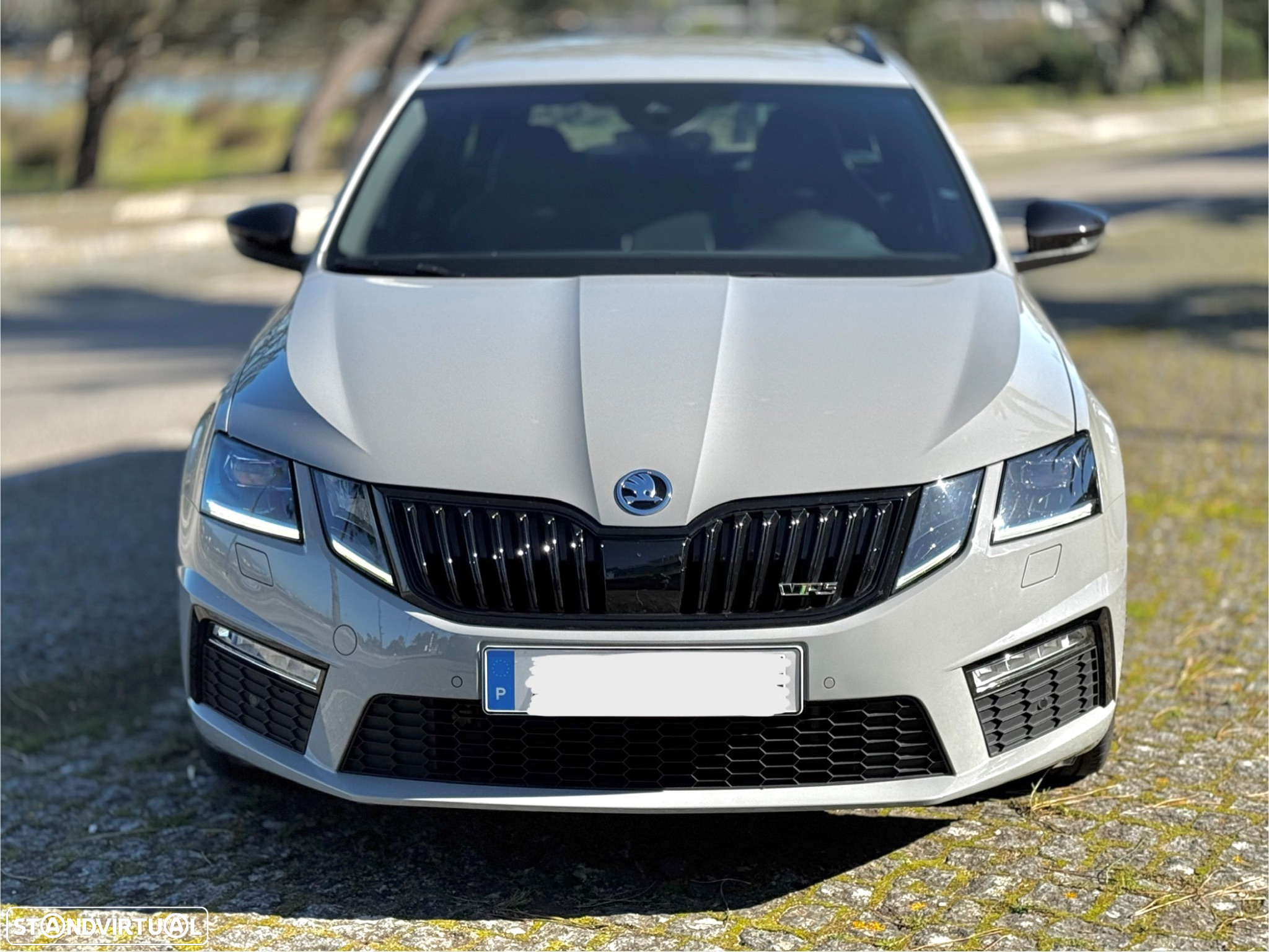 Skoda Octavia Break 2.0 TDI DSG 4x4 RS First Edition - 2