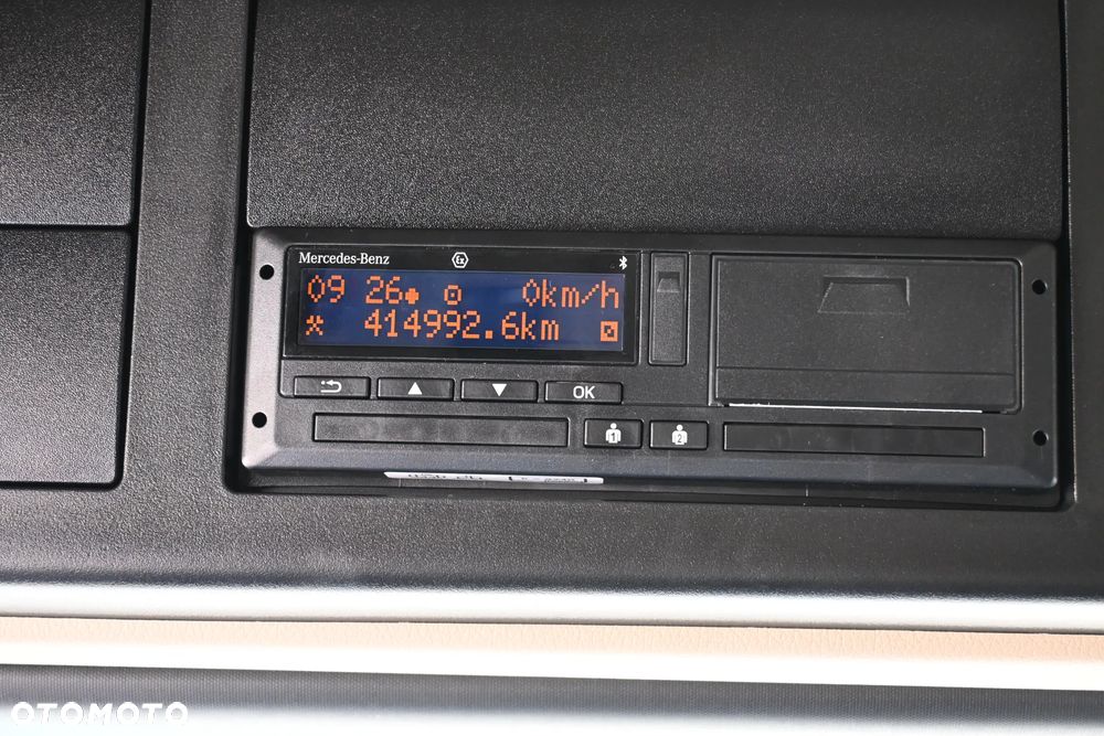 Mercedes-Benz Actros L - 19