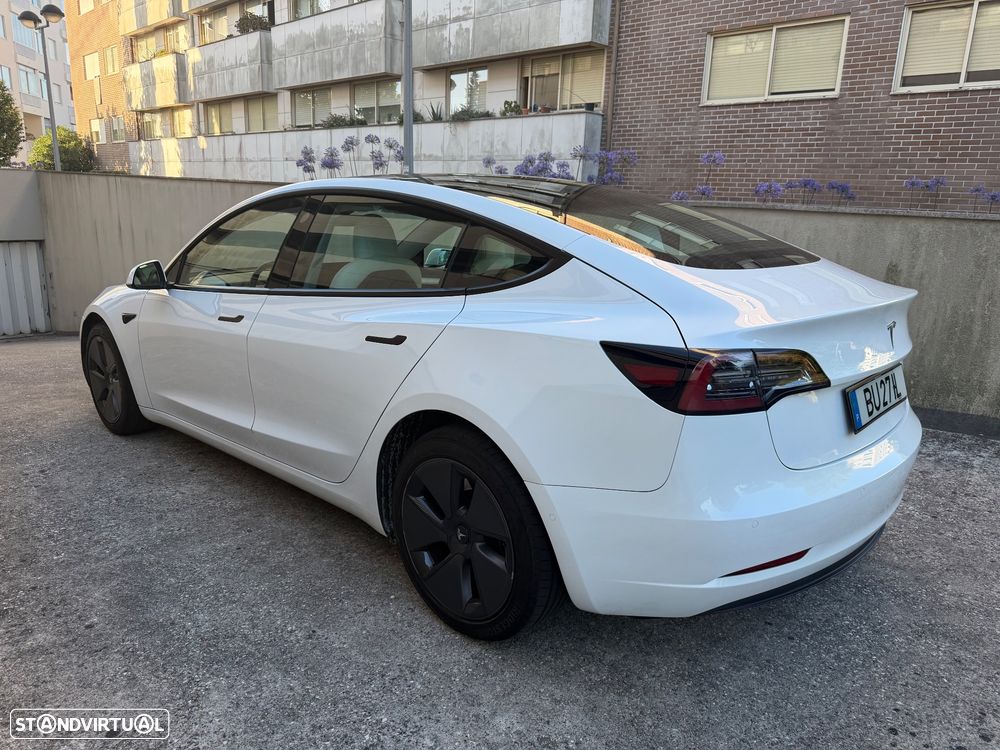 Tesla Model 3 Standard Range Plus RWD - 2