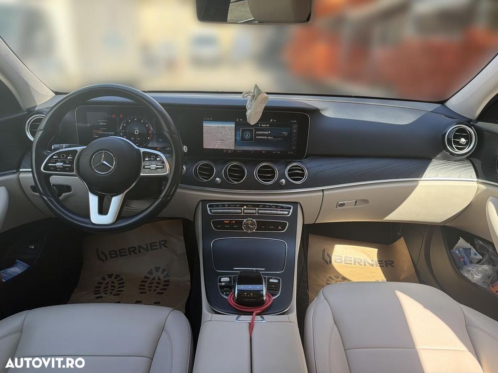 Mercedes-Benz E 200 4MATIC 9G-TRONIC AMG Line - 16