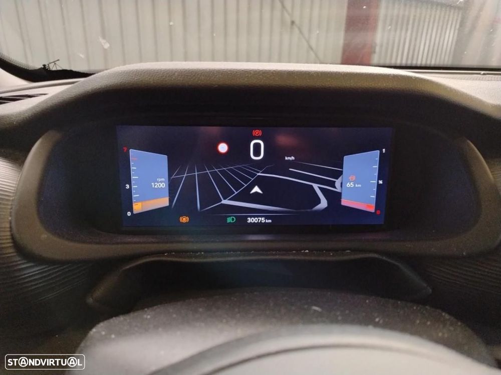 Jeep Avenger 1.2 GSE T3 Altitude - 4