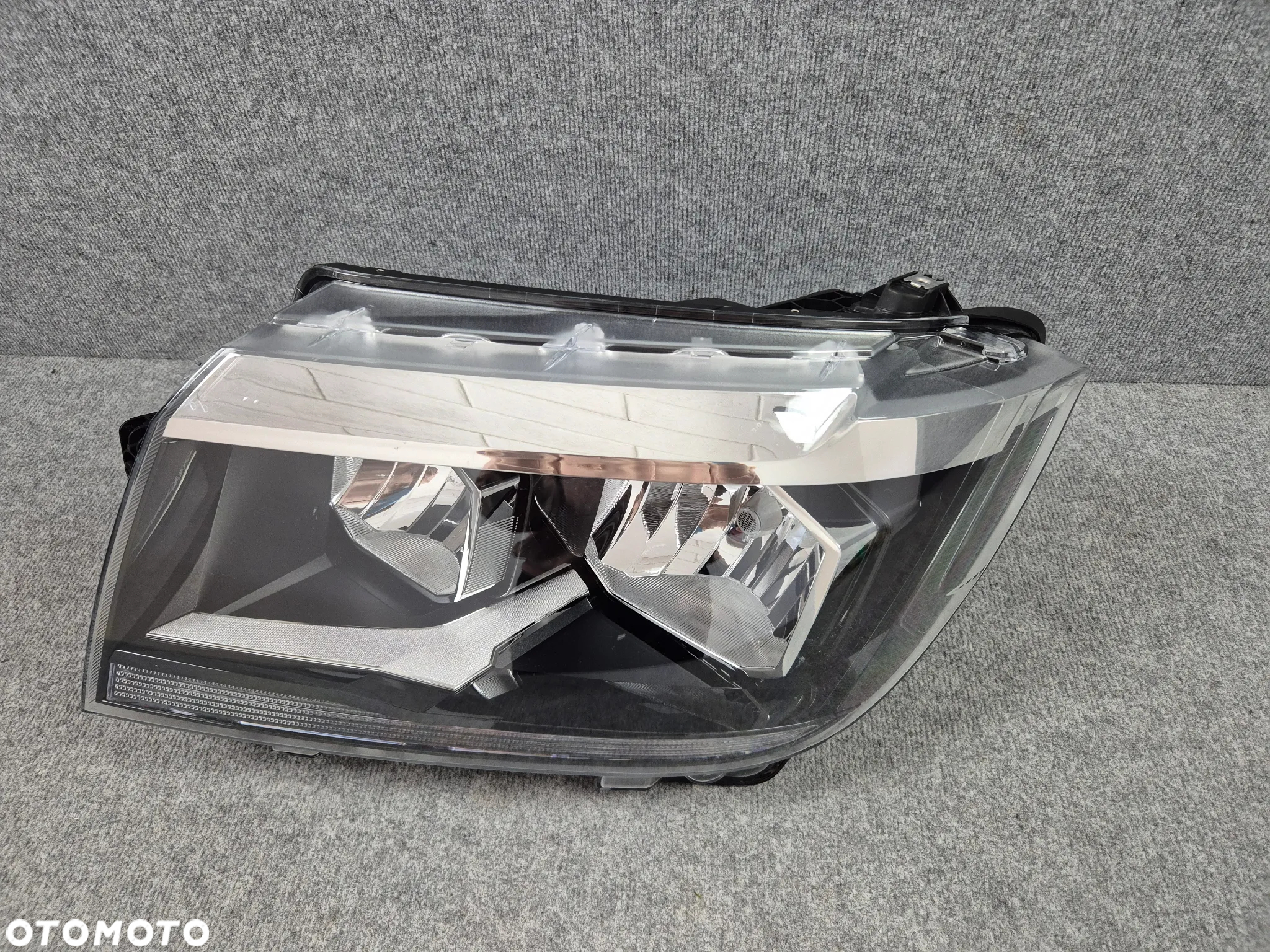 REFLEKTOR LAMPA PRZEDNIA LEWA - VW CRAFTER II MAN TGE ZWYKŁA H7 16- - 4