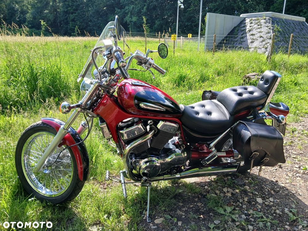 Suzuki Intruder - 1