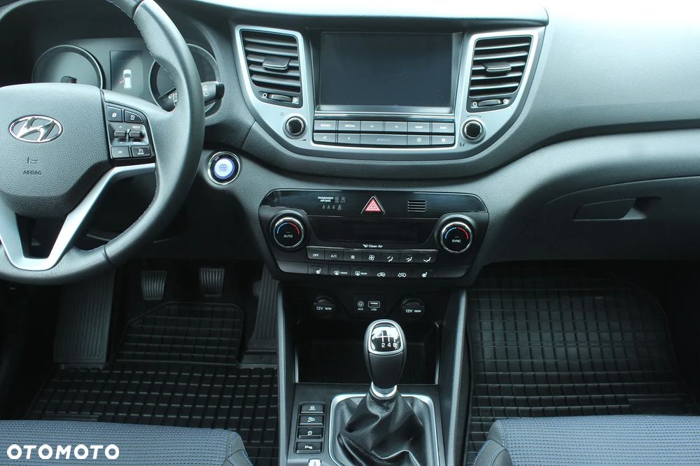 Hyundai Tucson blue 1.7 CRDi 2WD Style - 20