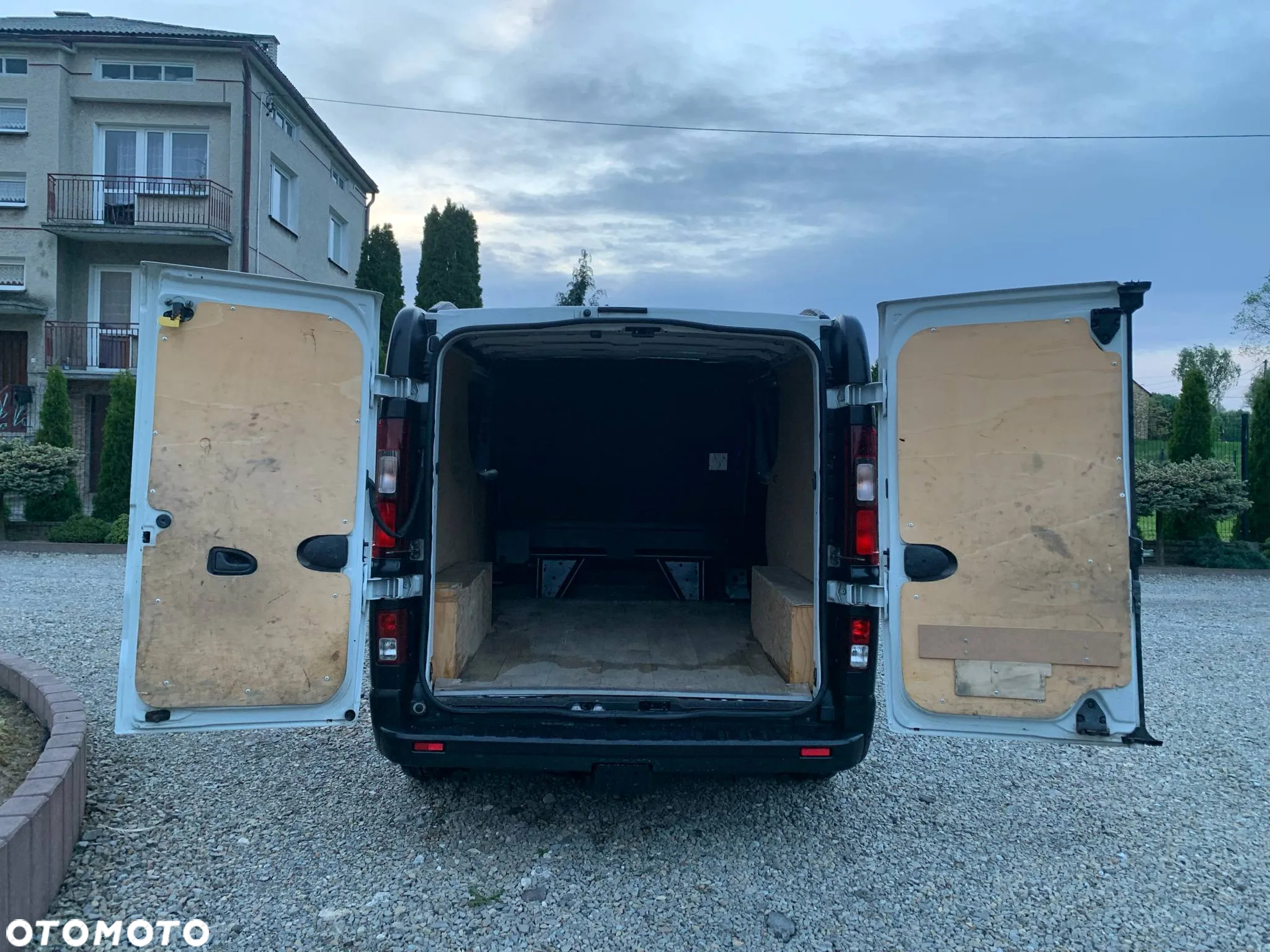 Renault Trafic Bluetooth Relingi Bardzo Zadbany Long - 10