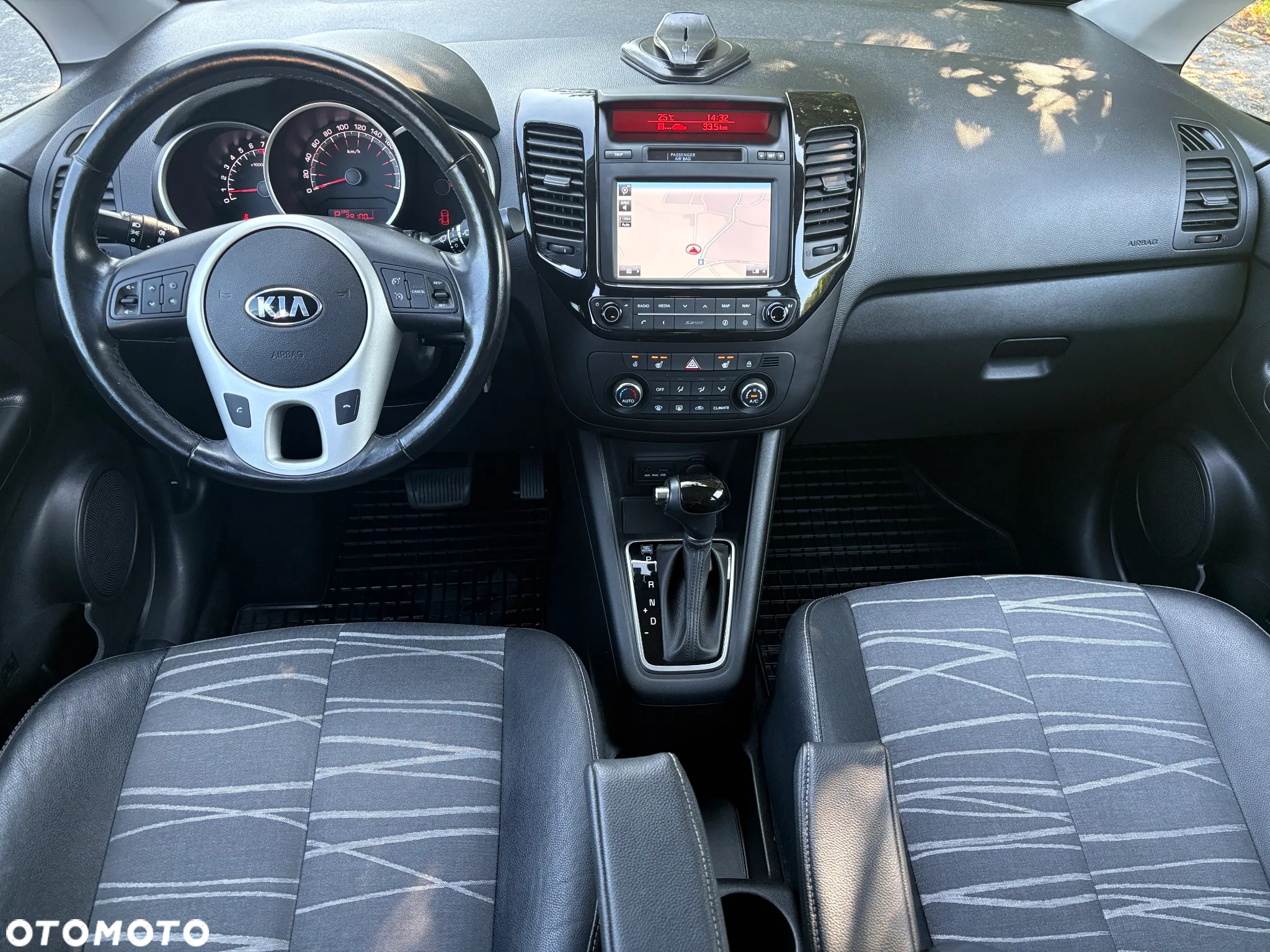 Kia Venga 1.6 Business Line - 12