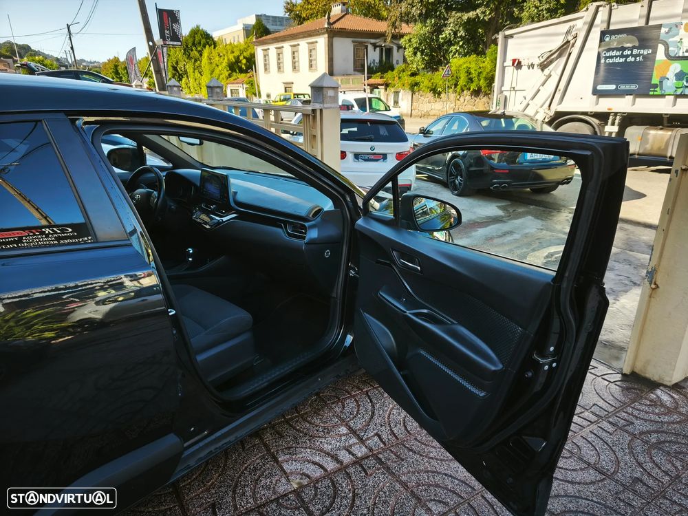 Toyota C-HR 1.8 HSD Comfort - 19