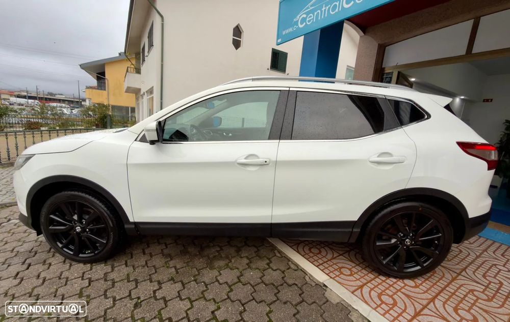 Nissan Qashqai 1.5 dCi N-Connecta 18 - 6