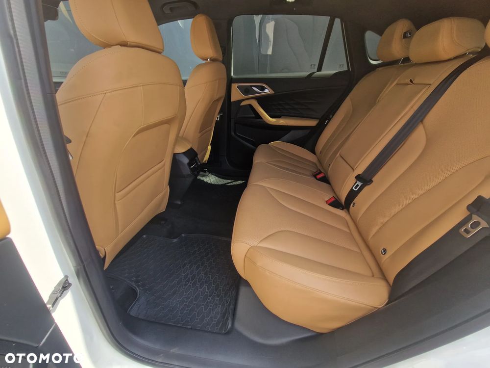 MG HS PHEV 1.5T Exclusive - 37